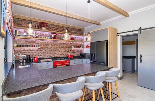 Vermont Apartment | Havn House | Modern luxury & pool | Mountain views