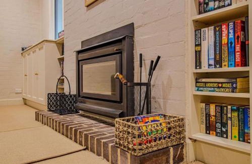 Collector House | Hazelgrove Country Escape