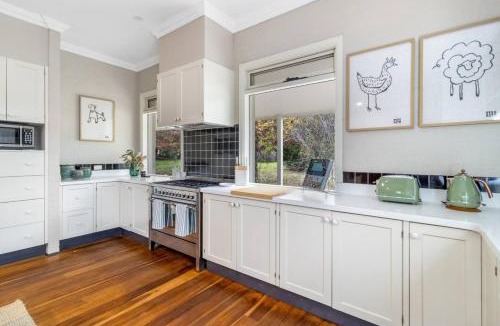 Collector House | Hazelgrove Country Escape