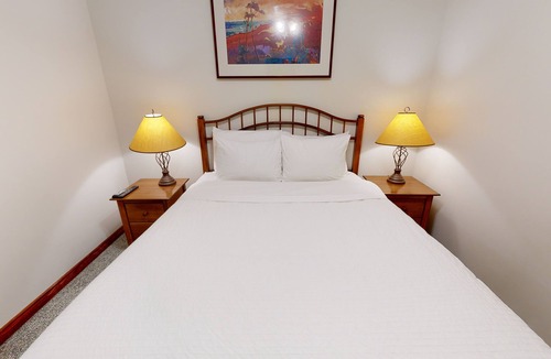 Sun Peaks Hotel | Hearthstone Lodge #321
