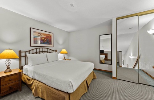 Fairways Hotel | Hearthstone Lodge #331