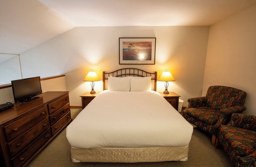 Fairways Hotel | Hearthstone Lodge #335