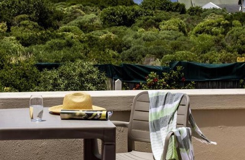 Vermont Apartment | Heaven's Gate - Pool Jacuzzi Lush Garden