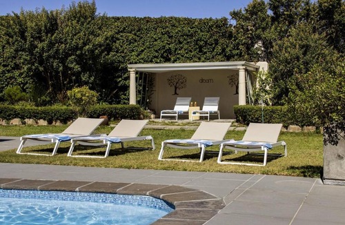 Vermont Apartment | Heaven's Gate - Pool Jacuzzi Lush Garden