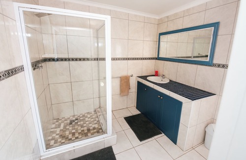 Westcliff Hostel | Hermanus Backpackers