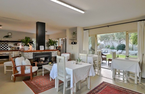 Hermanus Bed & Breakfast | Hermanus Lodge on the Green