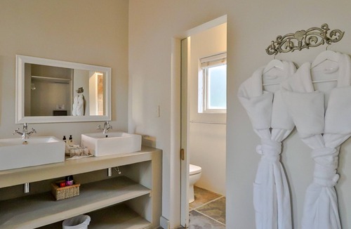 Hermanus Bed & Breakfast | Hermanus Lodge on the Green