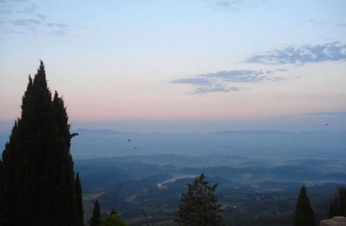 Loro Ciuffenna Villa | HillsideVilla overlooking the Tuscan landscape between Florence Arezzo and Siena