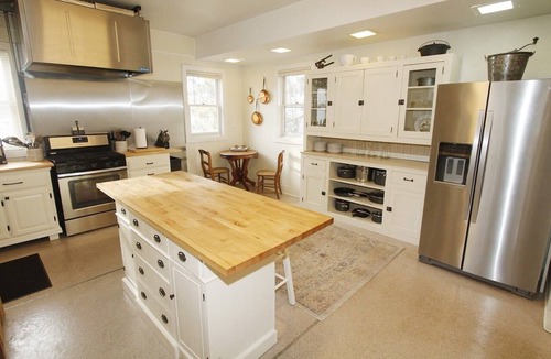 Montello House | Historic 3-bedroom house in charming Montello, WI near the Wisconsin Dells