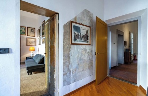 Santa Maria Novella Apartment | Historic Suite in the Heart of Florence - 3 Rooms, 2 Minutes from the Station