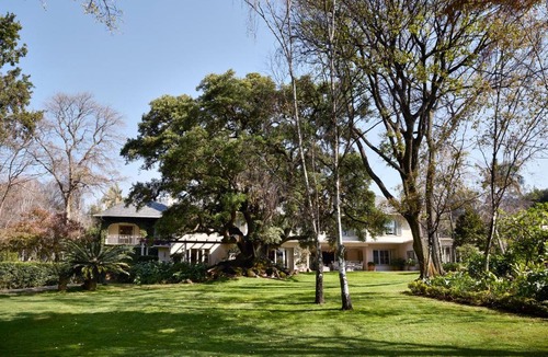Greater Johannesburg Metropolitan Area Hotel | Hoeveld House