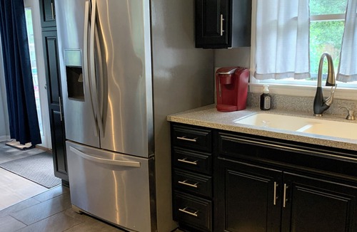 Supply House | Holden Vacation short drive to Holden Beach Island with 4 bd and 2 1/2 bath