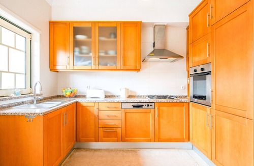 The Strip Apartment | Holiday apartment in Albufeira