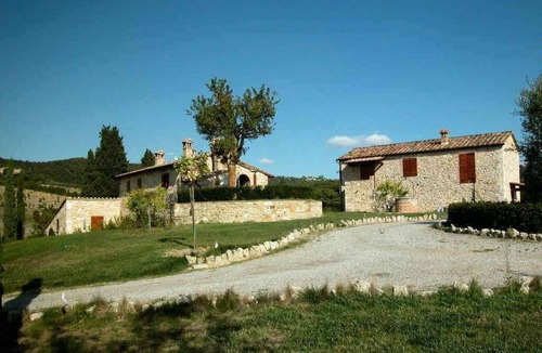 Asciano Apartment | Holiday apartment with outdoor pool