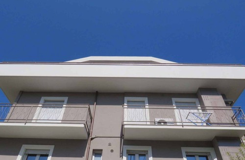 Fogliano Marina Apartment | Holiday apartment with balcony in close proximity to the beach