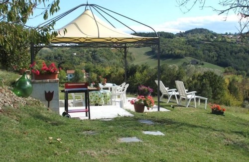 Salsomaggiore Terme Apartment | Holiday flat with balcony for 3 persons