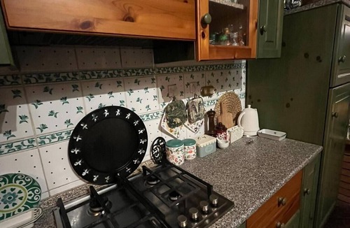 Granaglione House | Holiday Home "Casa Fiore" with Mountain View, Private Garden & Wi-Fi