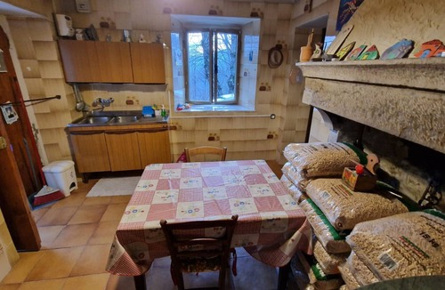 Riolunato House | Holiday Home "Casetta Immersa nella Natura" with Mountain View & Private Garden