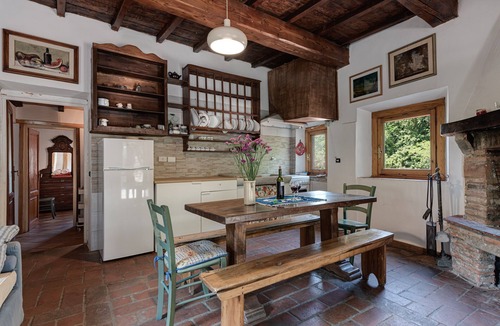 Gattaia House | Holiday Home 'La Torre Della Cupolina' with Terrace, Shared Garden & Wi-Fi