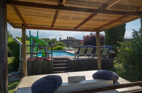 Twist House | Holiday Home Le Buche by Interhome