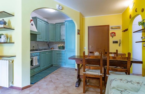 Londa House | Holiday Home 'Oasi Del Mugello' with Private Garden and Wi-Fi