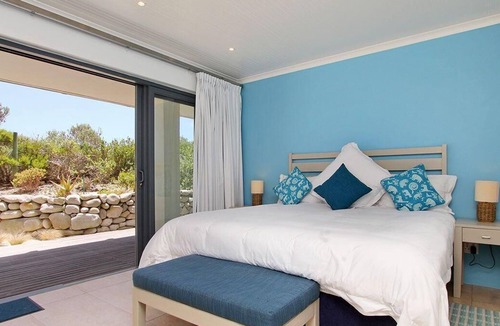 Kommetjie House | Holiday house Simons Town for 1 - 8 persons with 4 bedrooms - Holiday home
