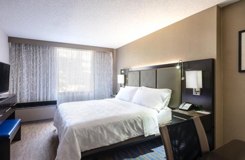 Southwest Federal Center Hotel | Holiday Inn Washington Capitol - Natl Mall by IHG