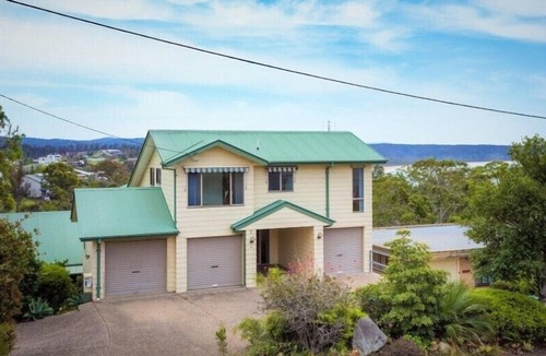 Tathra House | Holiday on Pacific by Holiday Management Co