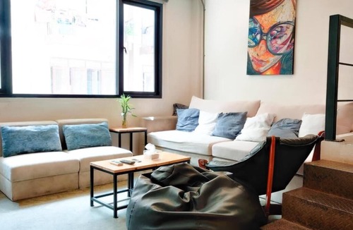Sukhumvit Hostel | HOLY SHEET Hostel
