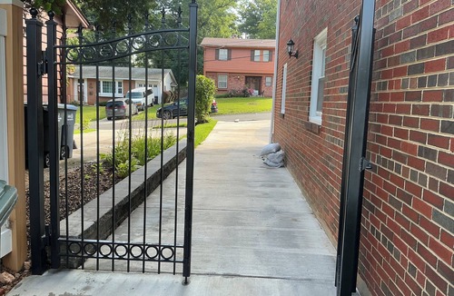 Northwest House | Home in Washington DC, 2 bedrooms, 4 beds, 2 baths,sleeping 5 & free parking.