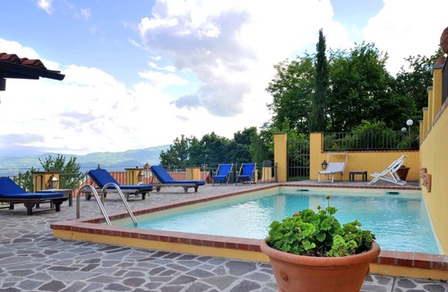 Gattaia House | Homerez - House for 4 ppl. with shared pool, garden and terrace at Gattaia