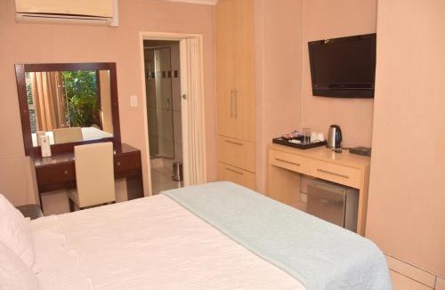 Greater Johannesburg Metropolitan Area House | Homestay Travel Guest House
