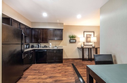 Oxnard Hotel | Homewood Suites by Hilton Oxnard/Camarillo