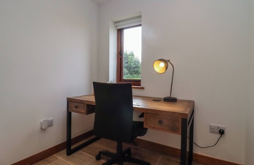 Hook Norton Cottage | HOOK NORTON BARN, romantic, luxury holiday cottage in Hook Norton