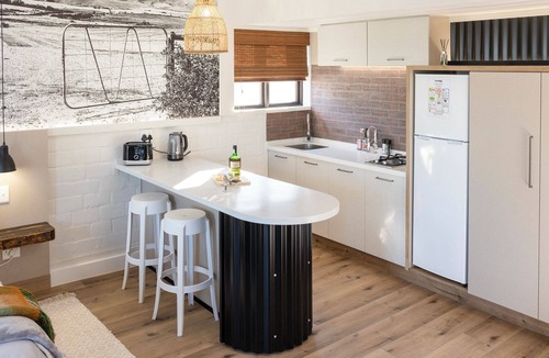 Hemel En Aarde House | Hornbill House