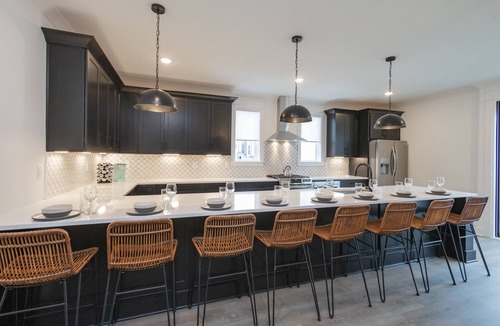 Edgehill House | HOT TUB HEAVEN- GULCH WALKABLE- BEST LOCATION
