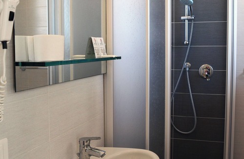 Pesaro Hotel | Hotel Embassy Pesaro
