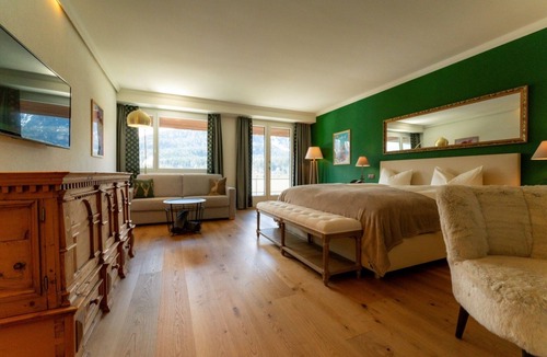 Champfer Hotel | Hotel Europa Suites