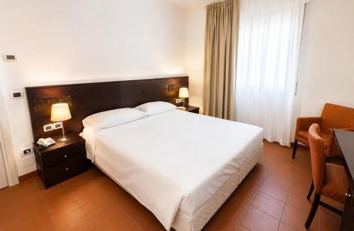 Predore Hotel | Hotel Eurovil Panoramic View