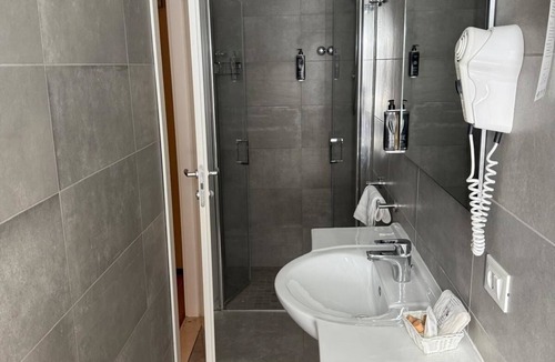 Cagnona Hotel | Hotel Kursaal Bellaria 3 Stars triple room breakfast buffet included