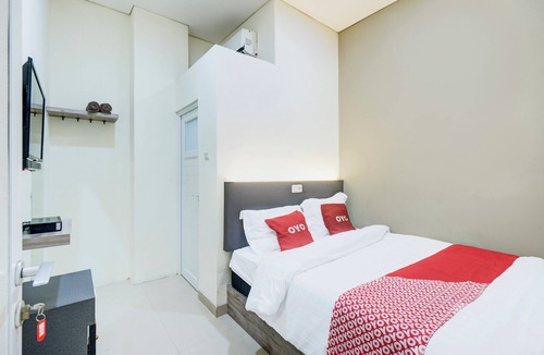 Gambir Hotel | Hotel O Krekot Residence Pasar Baru