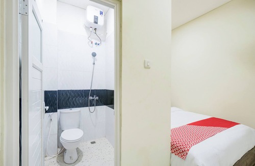 Gambir Hotel | Hotel O Krekot Residence Pasar Baru
