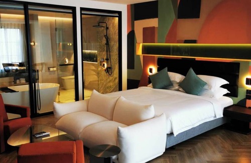 Rong Muang Hotel | Hotel Sapin