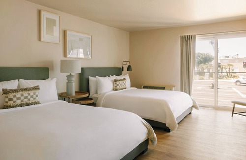 Newport Shores Hotel | Hotel Solarena Newport Beach, a Dazzler Select by Wyndham