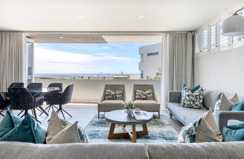 Camps Bay House | Houghton Villa Camps Bay - 5 min walk to beach