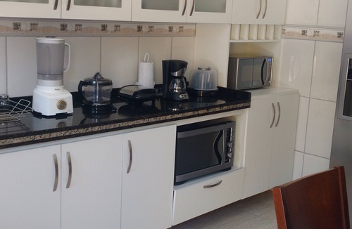 Mambucaba House | House near waterfalls and beaches