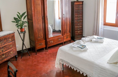 Bolognina Apartment | HOUSE OF THE '900 in Bologna, quite, close to Trains, Fiera, Downtown, eco house