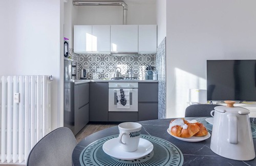 Bolognina Apartment | HouSmart Donato Creti 75