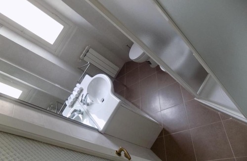 Le Cure Apartment | Hs4U Boccaccio luxury apt in Florence with balcony