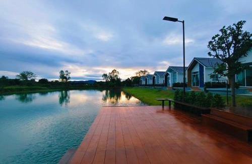 Wichian Buri Resort | Hug Home Resort Wichianburi ฮักโฮม รีสอร์ท วิเชียรบุรี